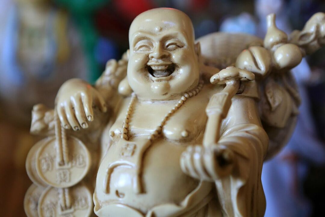 амулет от здраве и семейно благополучие - смеещ се Буда